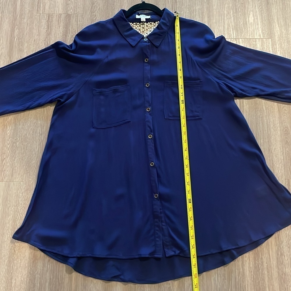 Umgee Women Button Front Shirt Medium Blue Lace Coastal Cowgirl Contemporary - Picture 14 of 15